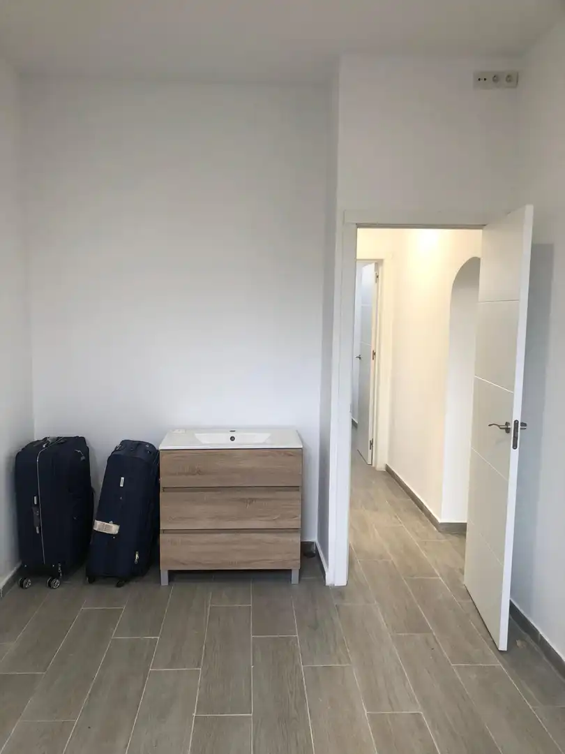 Habitación de Planta baja en venta en Barcelona