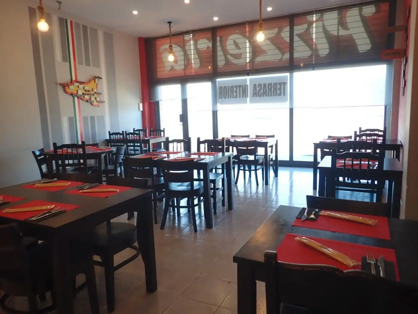 Local en traspaso en Cardedeu con Aire acondicionado, Calefacción y Terraza