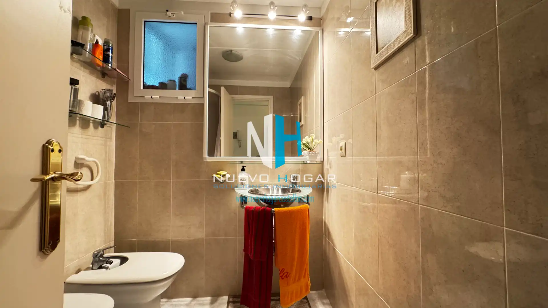 Baño de Apartamento en venta en Benicasim / Benicàssim con Terraza, Amueblado y Lavadora