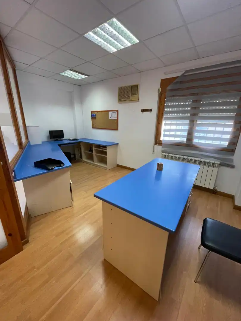 Local comercial de lloguer a Camino C, imagen 8