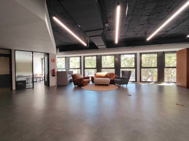 Oficina en Alquiler en Ronda de Sant Pere en Dreta de l'Eixample