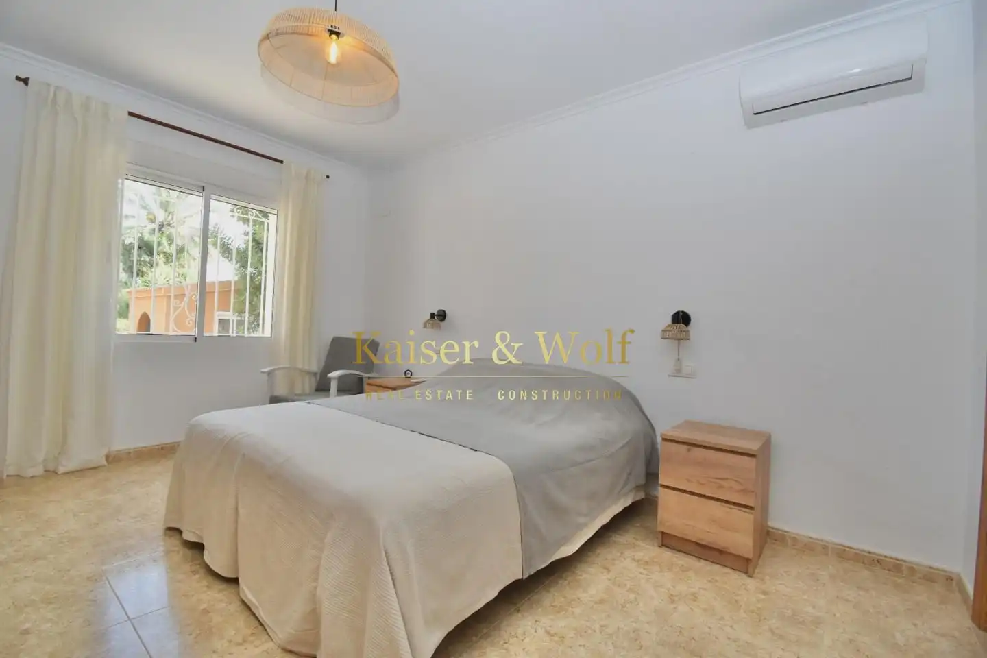 Houses for sale in Lugar Derramado, Algorós - El Derramador