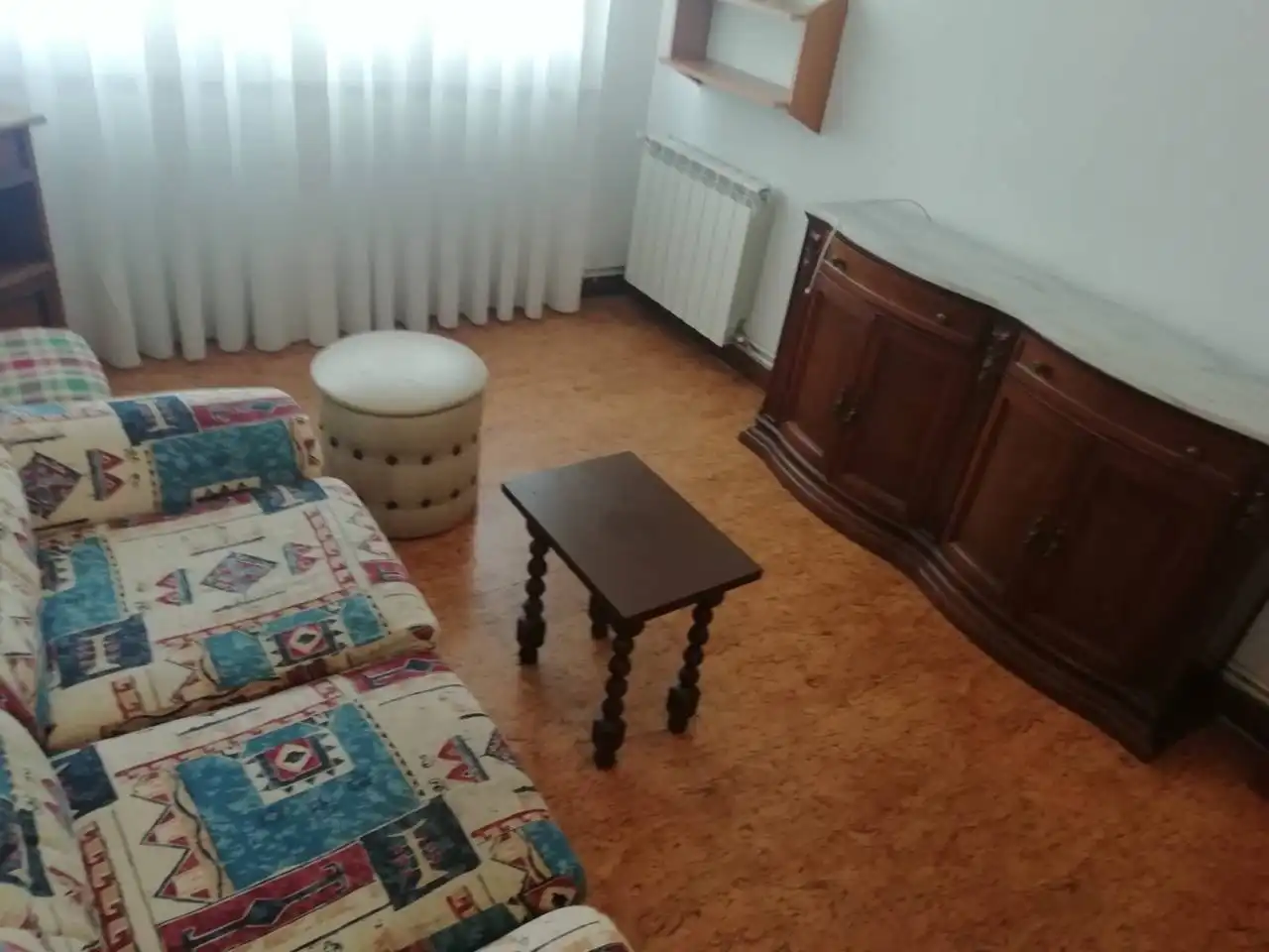 Sala d'estar de Pis en venda en  Logroño amb Calefacció, Terrassa i Moblat