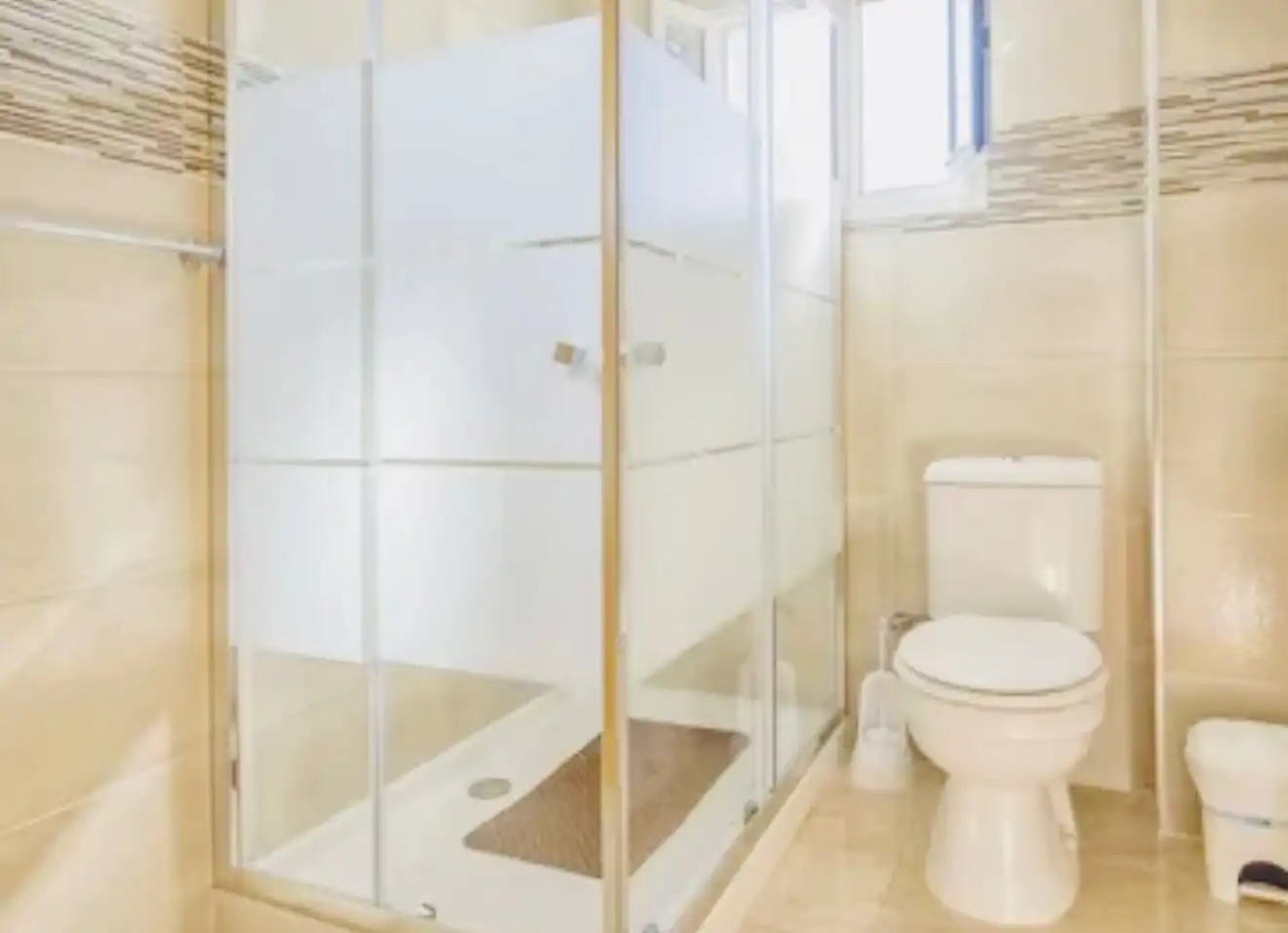 Bathroom of Flat for sale in Calpe / Calp  with Air Conditioner, Heating and Terrace