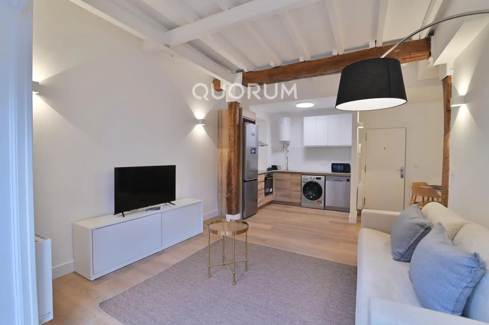Sala de estar de Piso de alquiler en Bilbao  con Amueblado y Balcón
