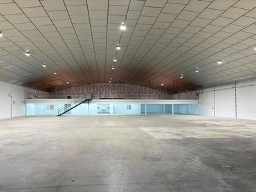 Industriegebäude zur Miete in Crevillent