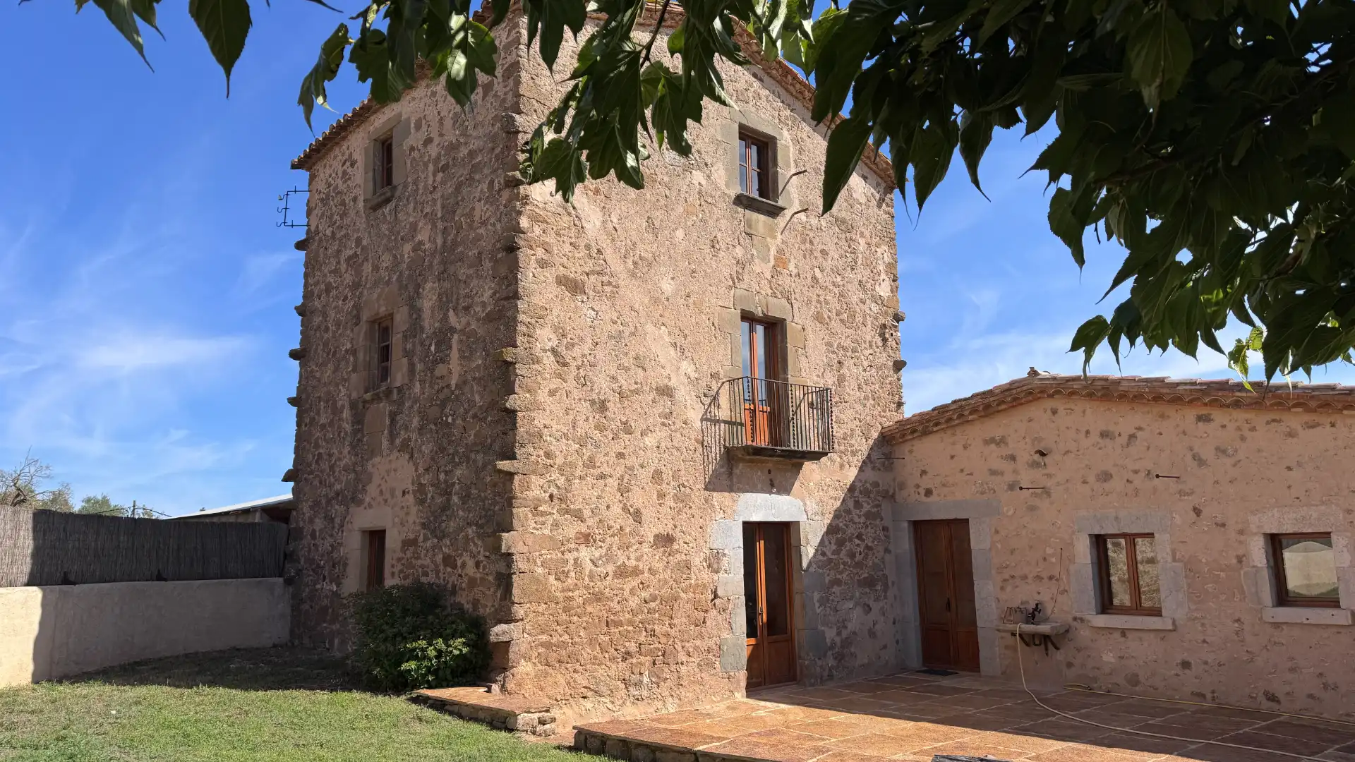 Casa rústica amb terrassa en venda a Camí dels Valls 1