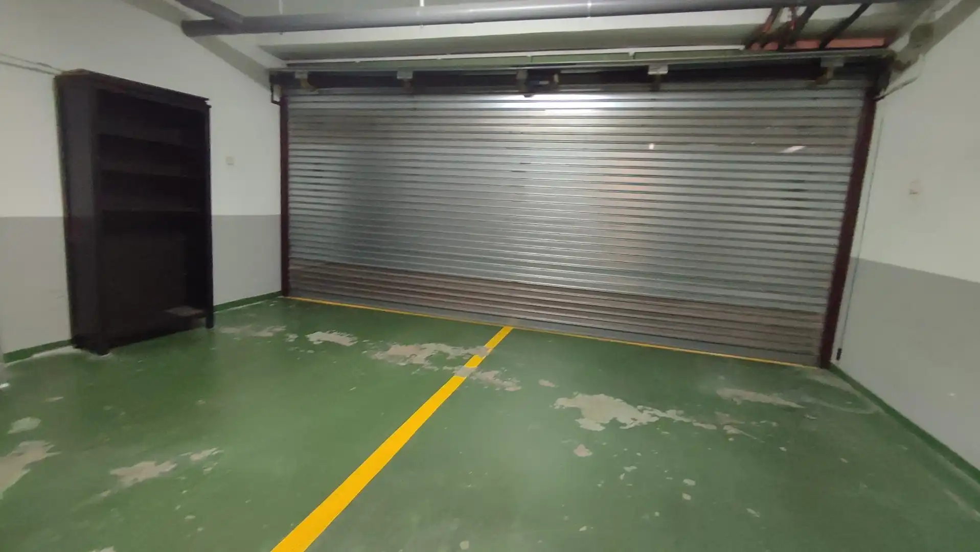 Parking de Casa adosada de alquiler en Zaragoza con Aire acondicionado, Calefacción y Jardín privado