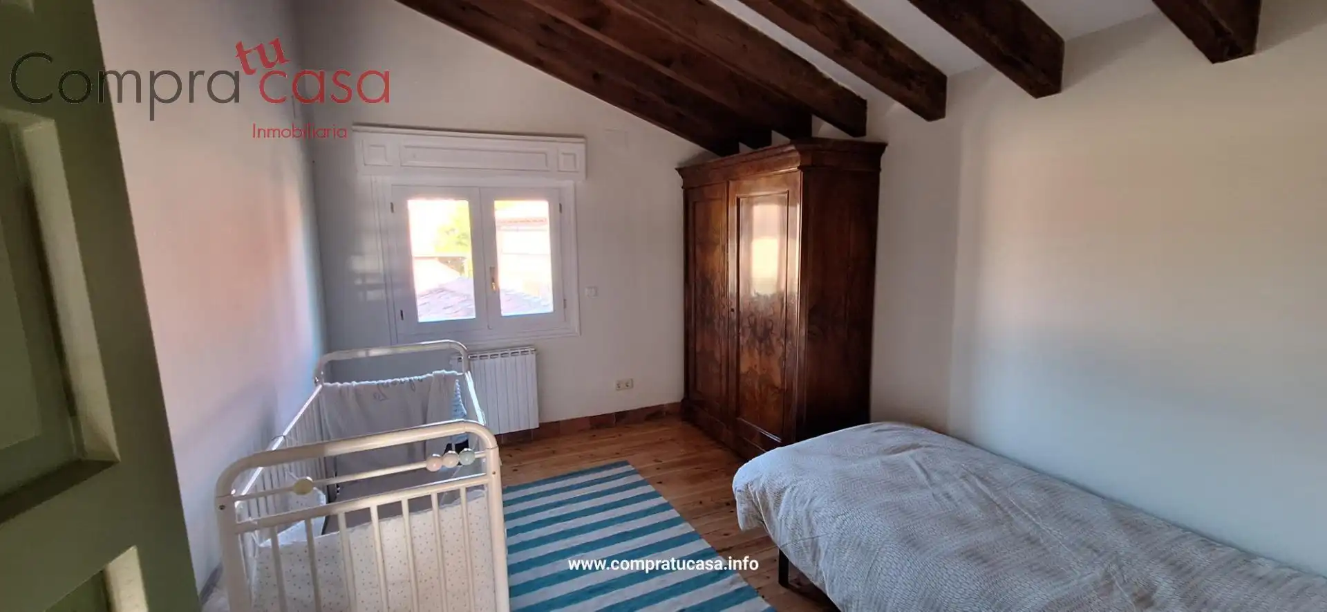 Dormitori de Casa o xalet en venda en La Lastrilla  amb Calefacció, Jardí privat i Terrassa