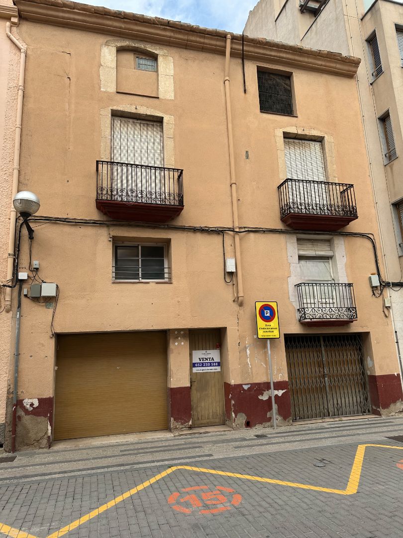 Vista exterior de Casa adosada en venda en Vila-seca amb Jardí privat, Balcó i Internet