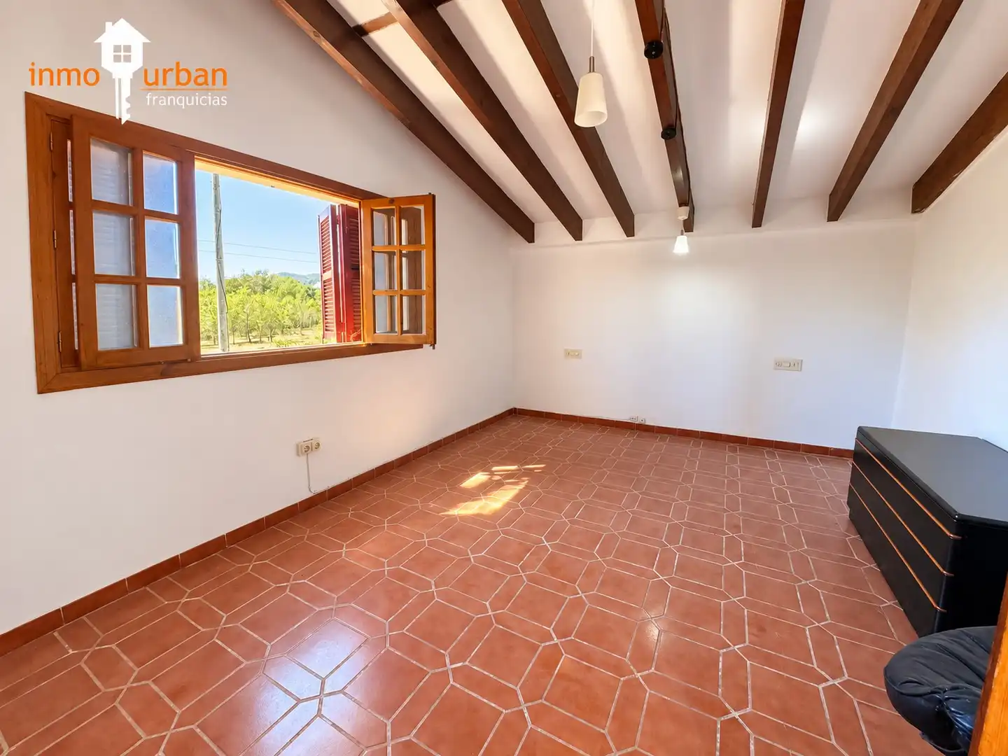 Casa rústica amb jardí en venda a Nord, imagen 6
