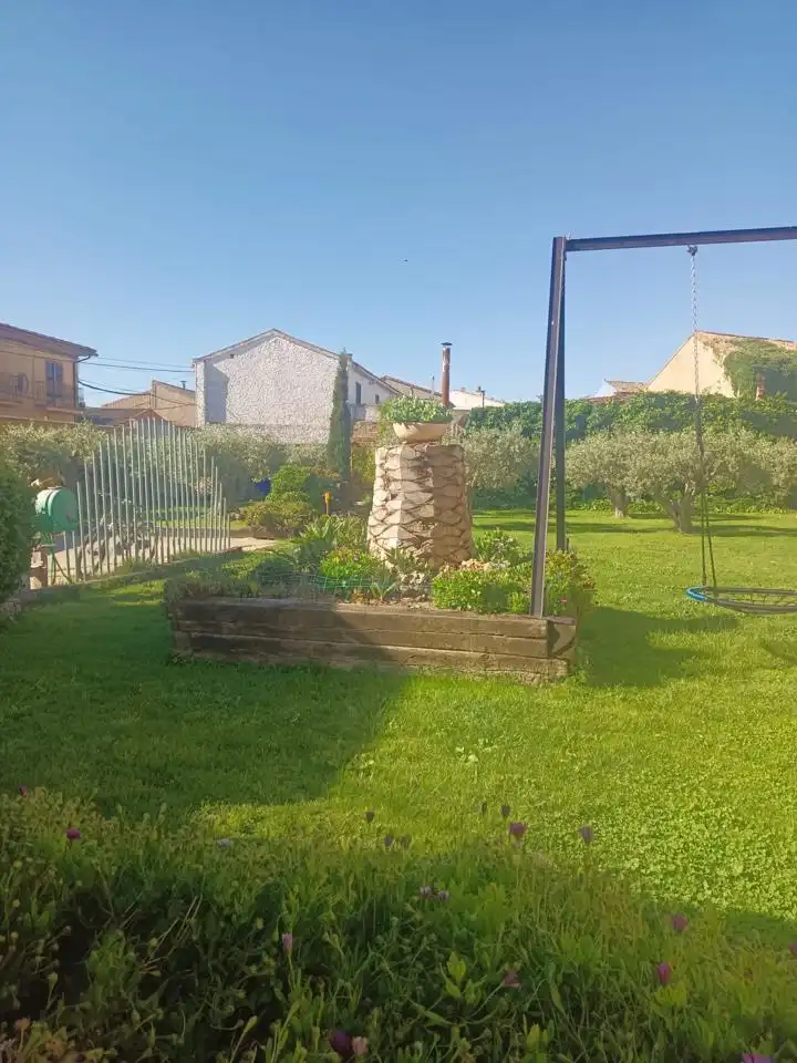 Garten von Residential zum Verkauf in Luceni