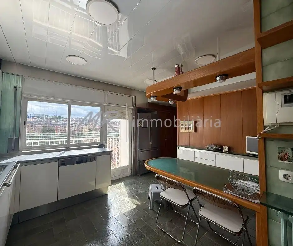 Cocina de Piso en venta en Granollers con Calefacción, Trastero y Amueblado