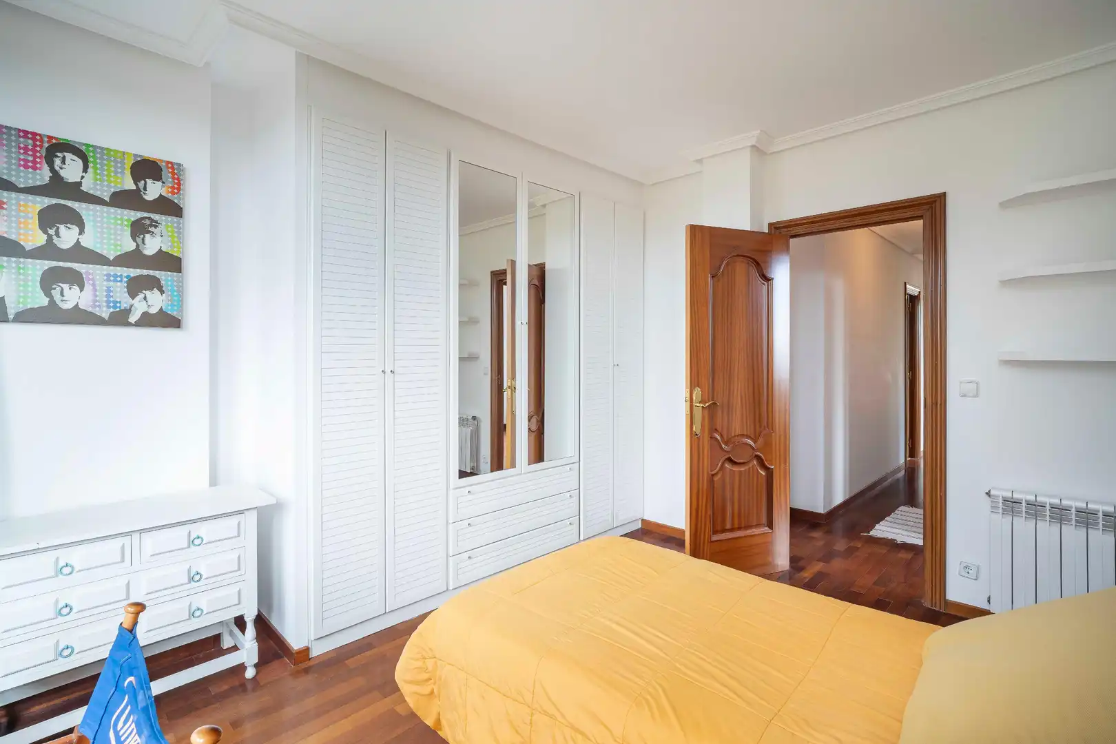 Habitación de Casa o chalet en venta en A Coruña Capital  con Calefacción, Jardín privado y Parquet