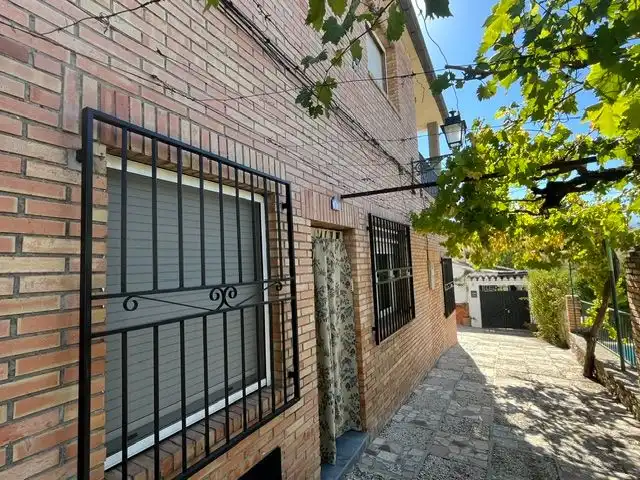 Vista exterior de Casa o chalet en venta en Albaicín