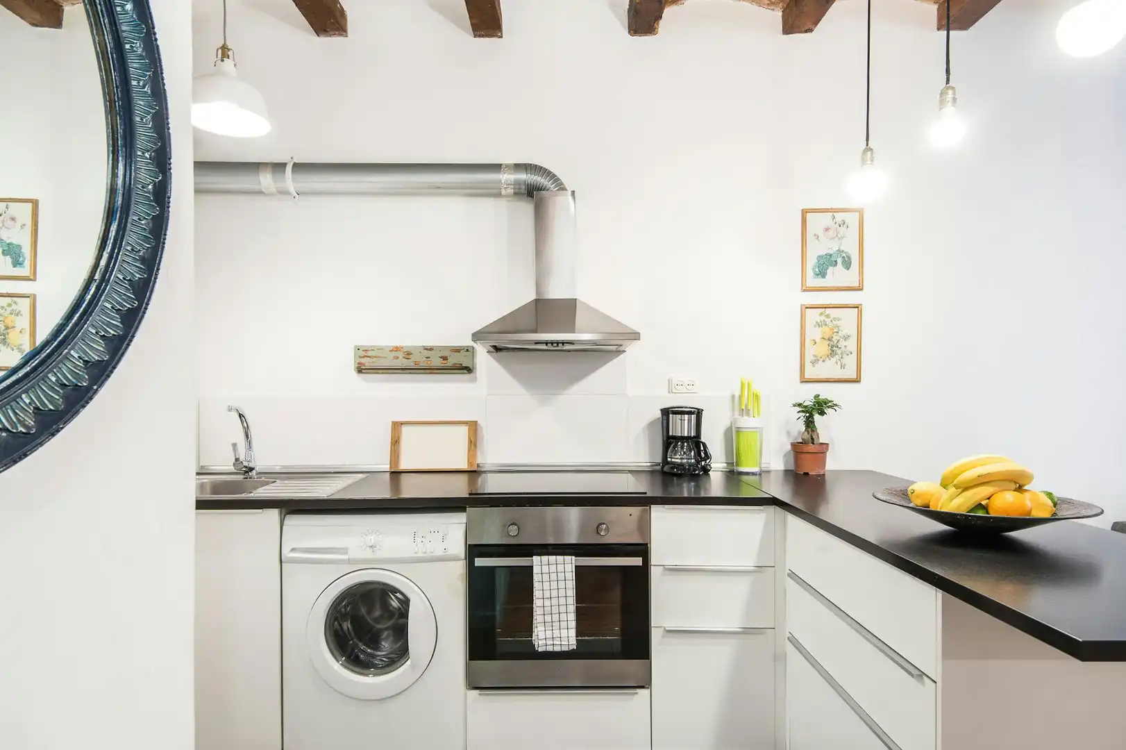 Kitchen of Flat for rent in Barcelona  with Heating, Furnished and Washing machine