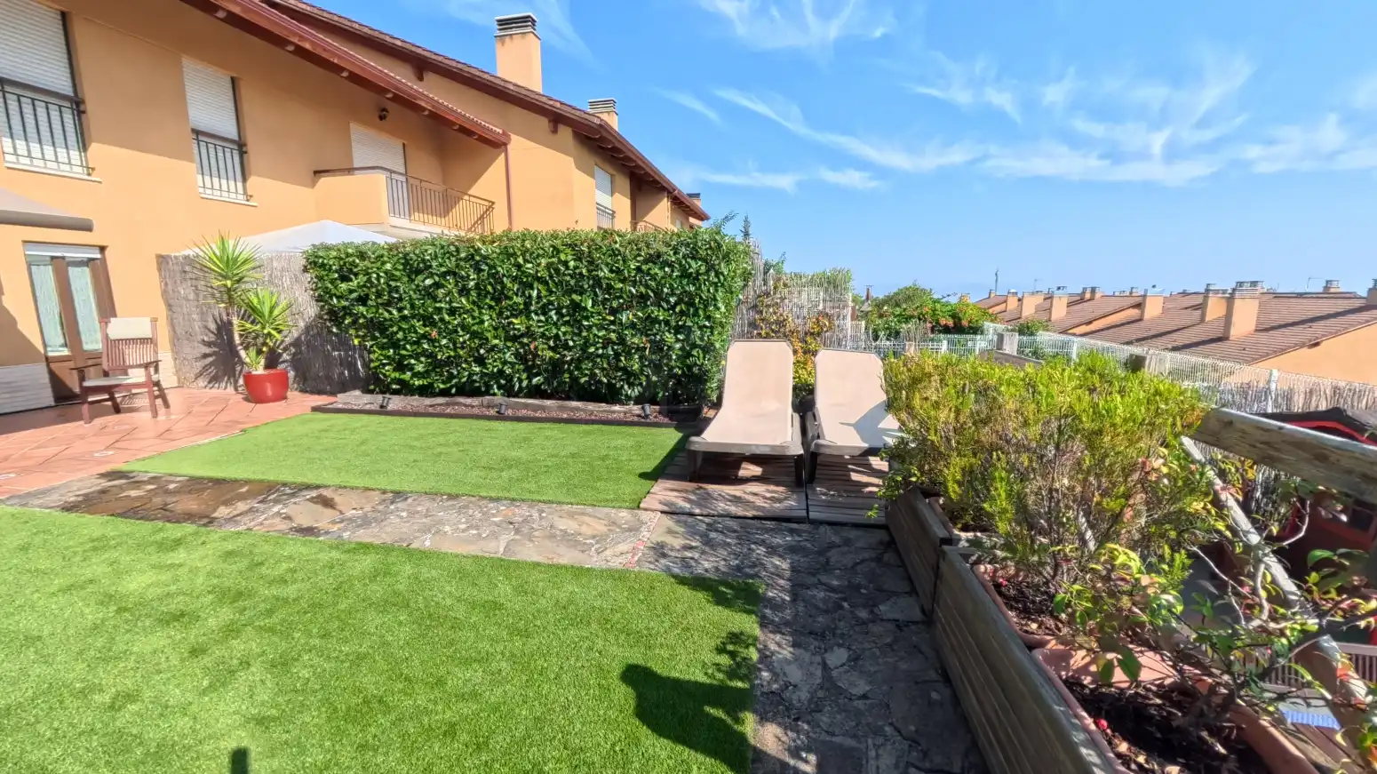 Terraza de Piso en venta en Sojuela con Calefacción, Jardín privado y Parquet
