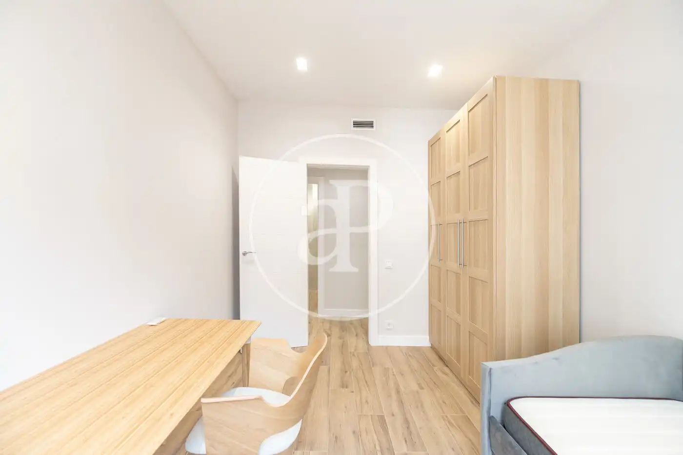 Schlafzimmer von Wohnung zum Verkauf in Barcelona mit Klimaanlage, Heizung und Möbliert