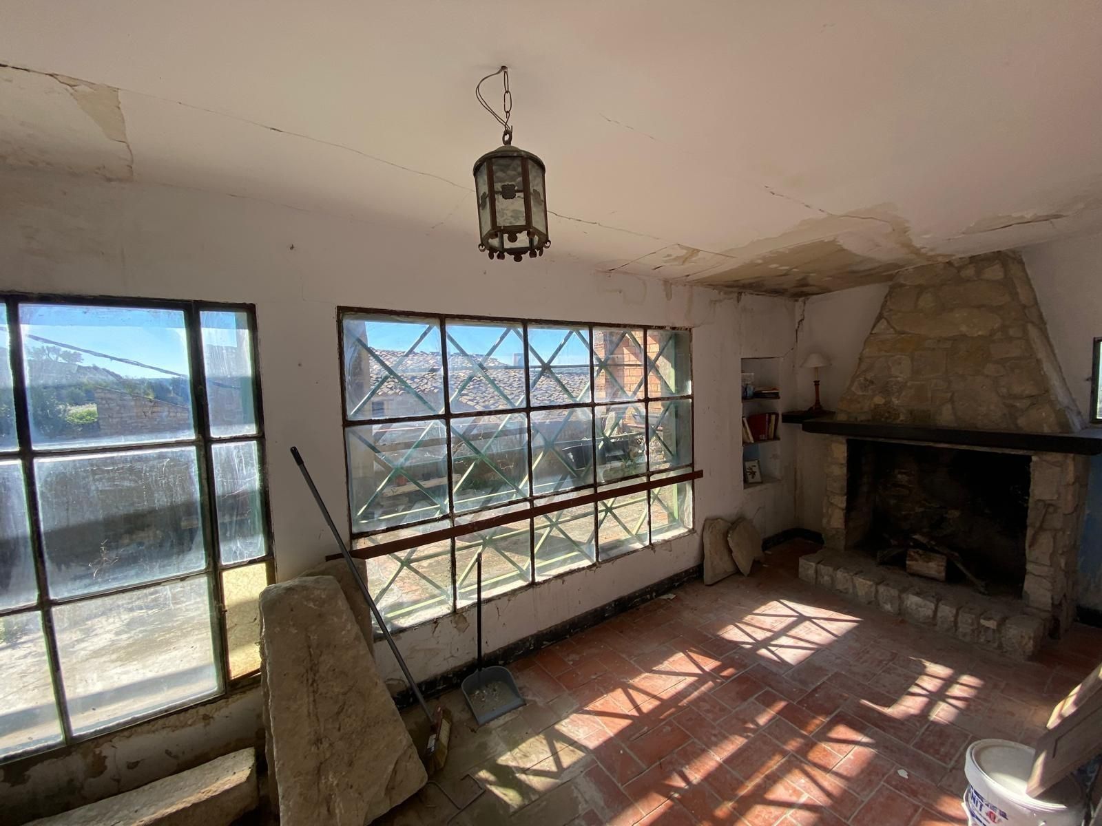 Country house for sale in Les Oluges  with Private garden, Terrace and Storage room