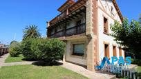 Exterior view of House or chalet for sale in Santander  with Private garden, Parquet flooring and Terrace