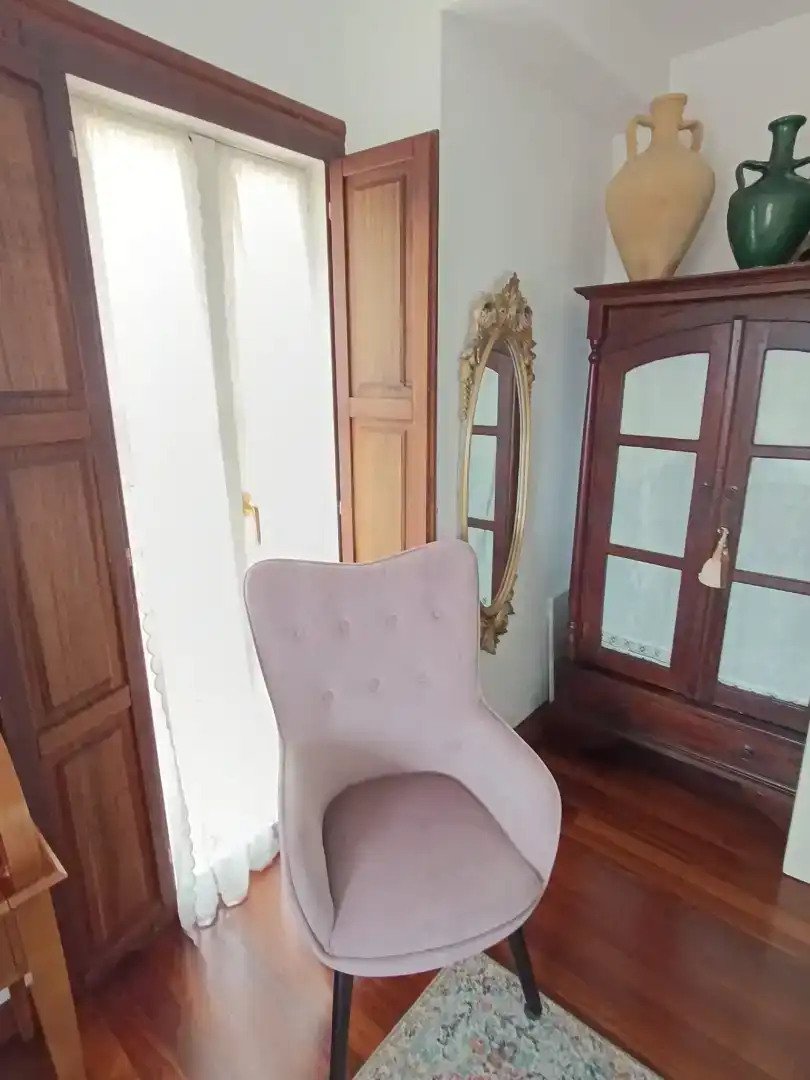 Sala d'estar de Casa o xalet en venda en Ribamontán al Mar amb Jardí privat, Parquet i Moblat