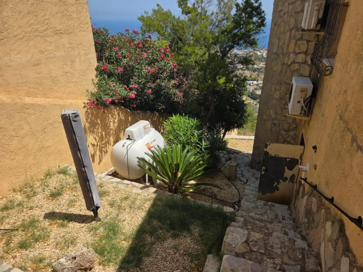 Chalet con piscina en venta en Cumbre del Sol, imagen 37