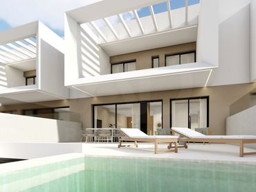 Semi-detached house with pool for sale in Dolores