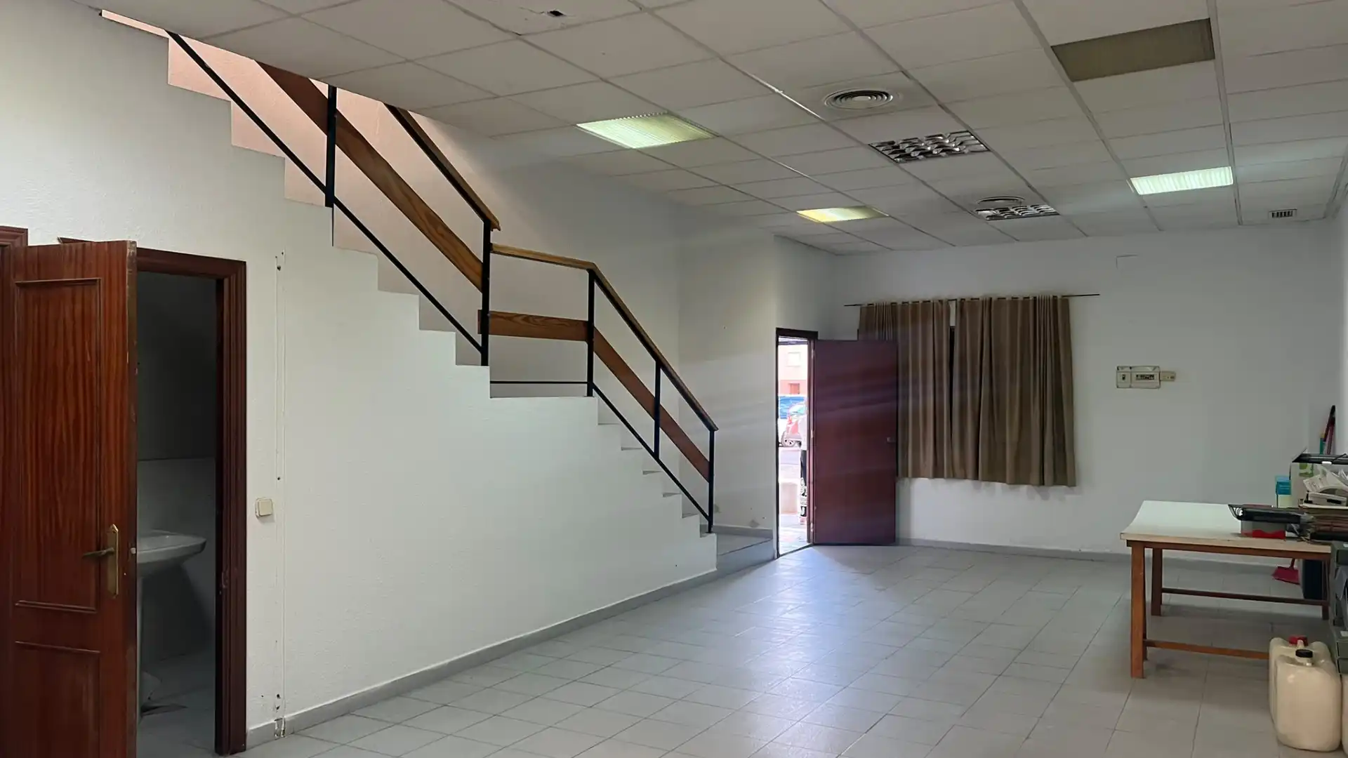 Local comercial en venda a Calle Eladio Salinero de los Santos, imagen 3