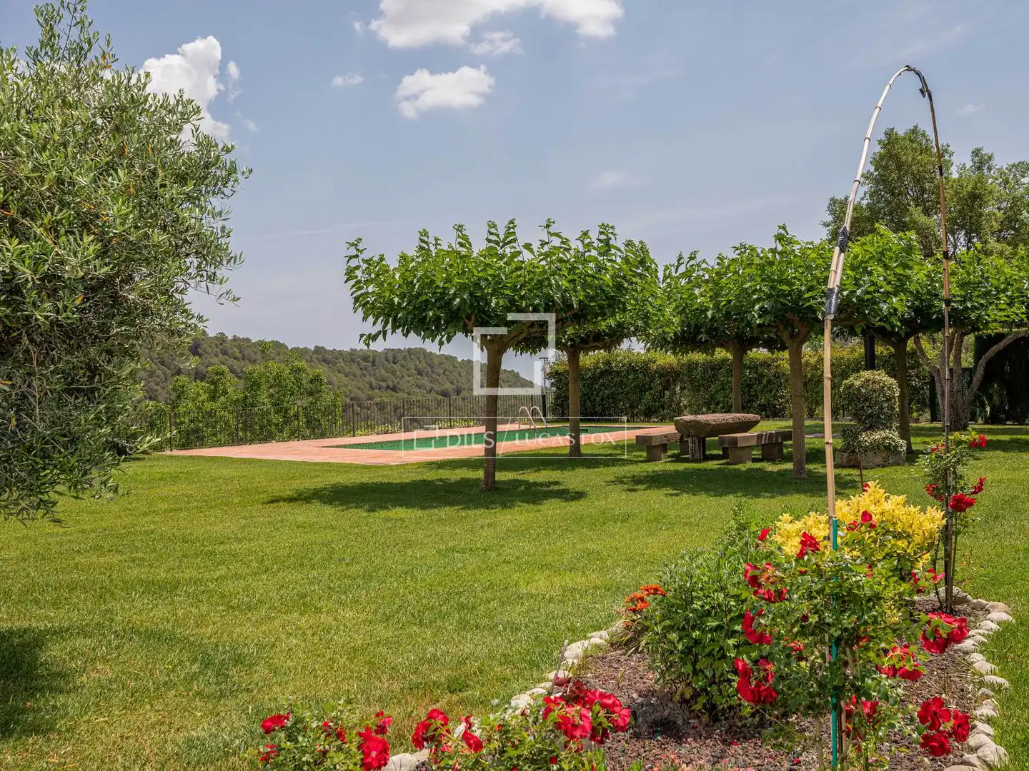 Jardí de Finca rústica en venda en Lladó amb Aire condicionat, Calefacció i Jardí privat
