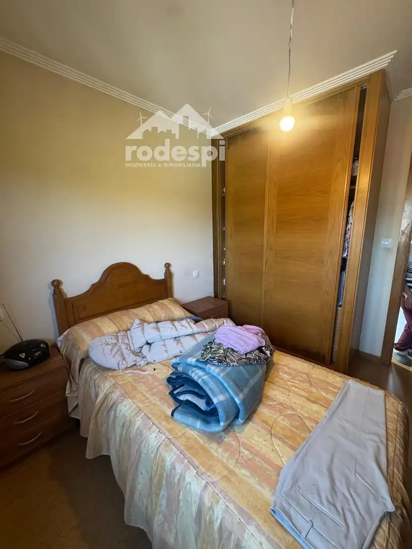 Schlafzimmer von Einfamilien-Reihenhaus zum Verkauf in As Neves   mit Heizung