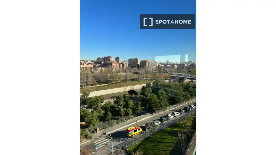 Exterior view of Flat for rent in Madrid  with Air Conditioner, Heating and Furnished