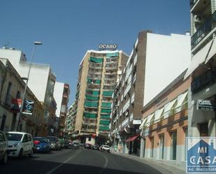 Vista exterior de Pis en venda en Mérida amb Aire condicionat, Calefacció i Terrassa