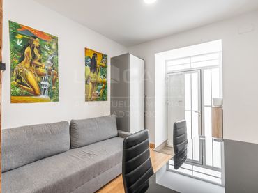 Flat for sale in Calle de Manzanares
