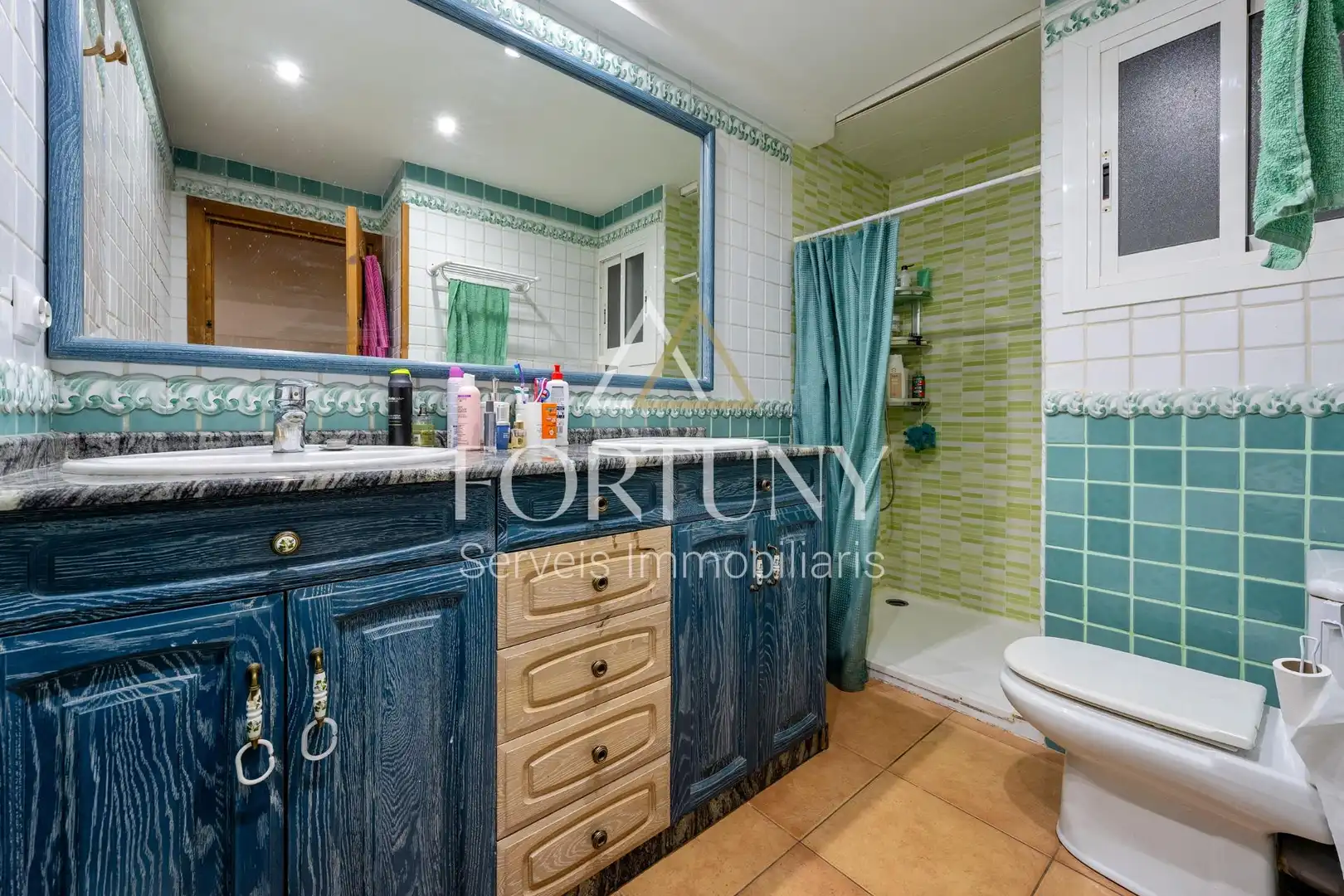Badezimmer von Wohnung zum Verkauf in Reus mit Klimaanlage und Heizung