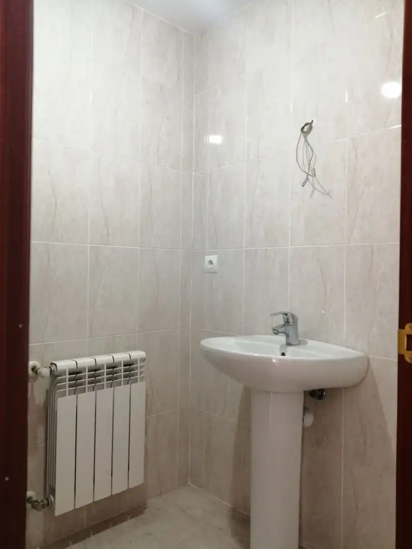 Bathroom of Flat for sale in Covadonga - Campuzano - Ciudad Vergel