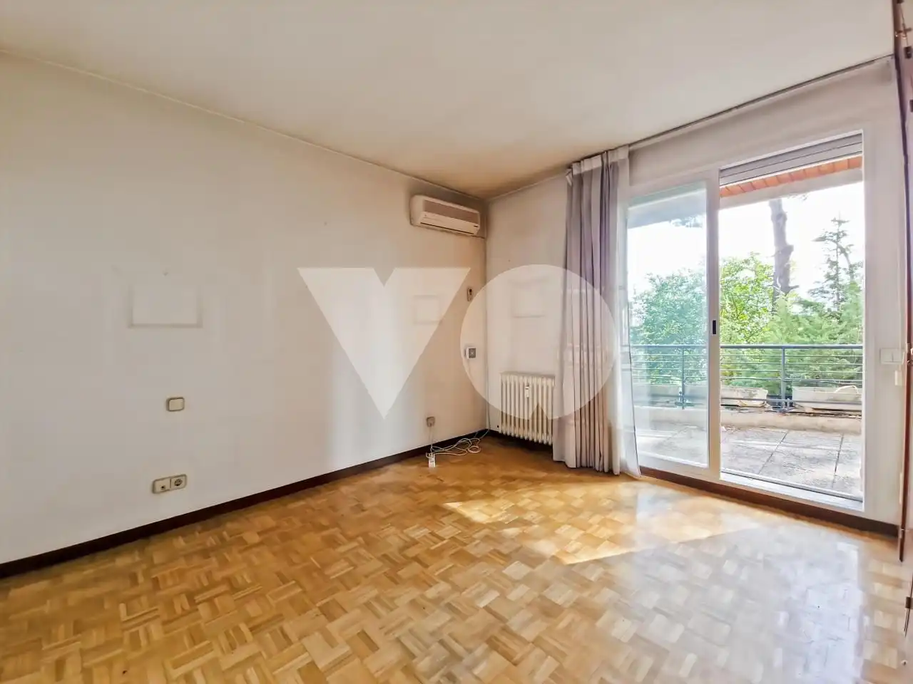Habitación de Planta baja en venta en Madrid con Aire acondicionado, Calefacción y Parquet