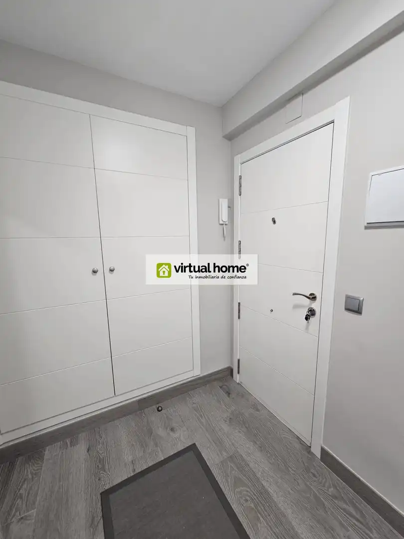 Wohnung zum Verkauf in Benidorm mit Klimaanlage, Terrasse und Möbliert