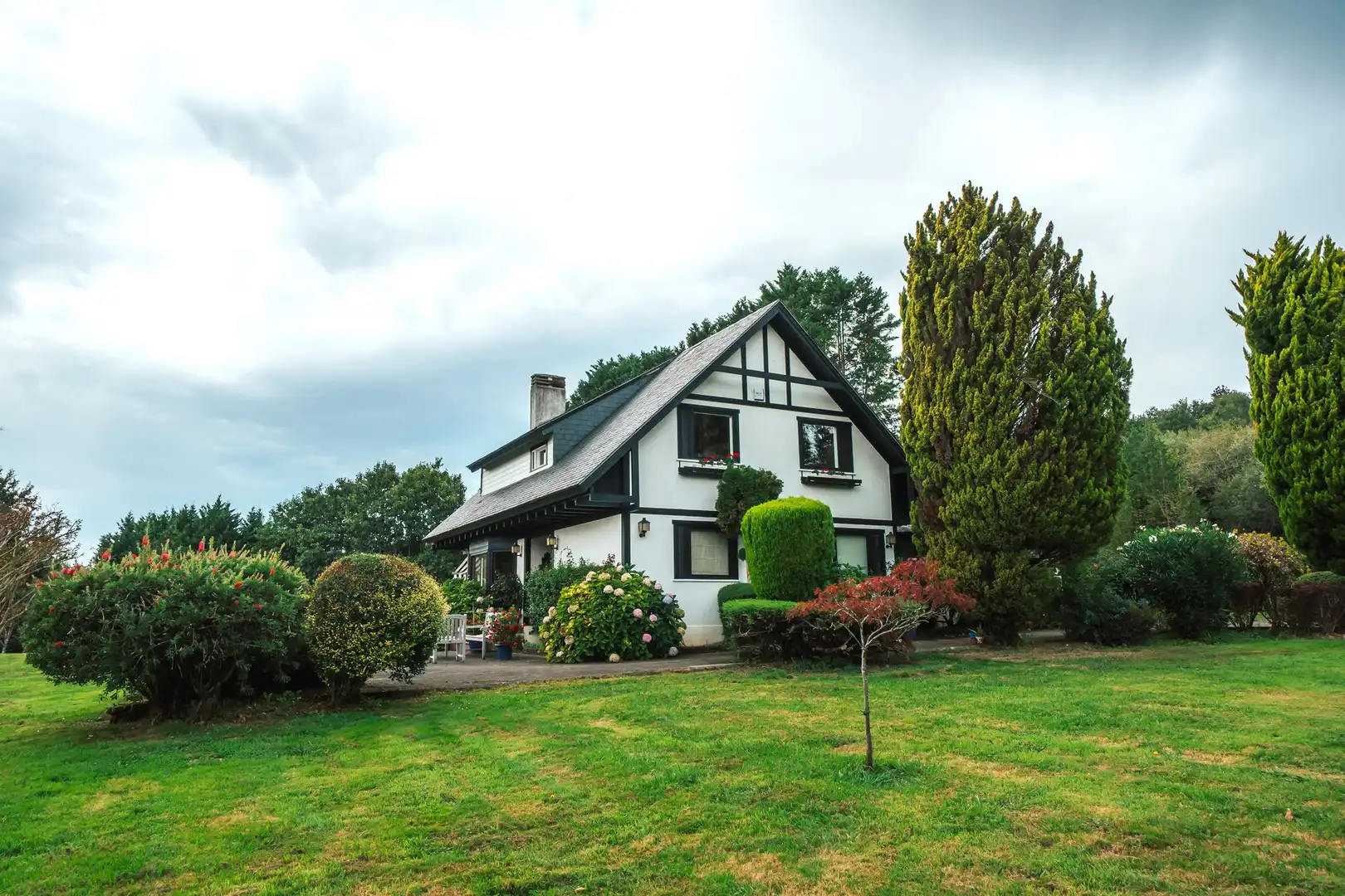 Vista exterior de Casa o chalet en venta en Fruiz con Aire acondicionado, Calefacción y Jardín privado