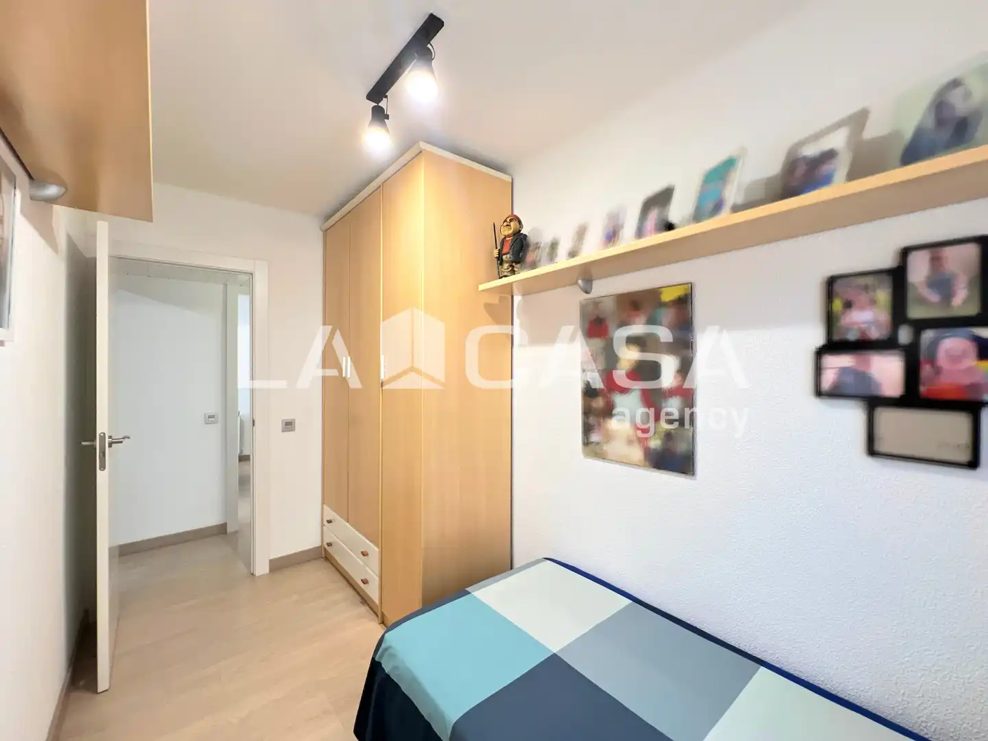 Piso en venta en Badalona con Calefacción y Balcón
