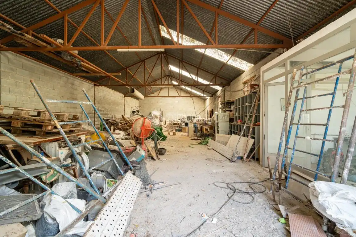 Terreno industrial en venta en Albaicín