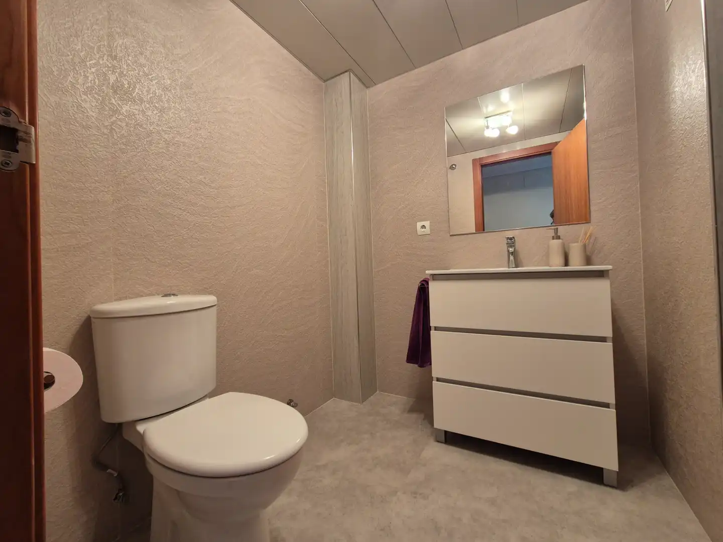 Baño de Piso en venta en Valencia con Aire acondicionado, Terraza y Trastero