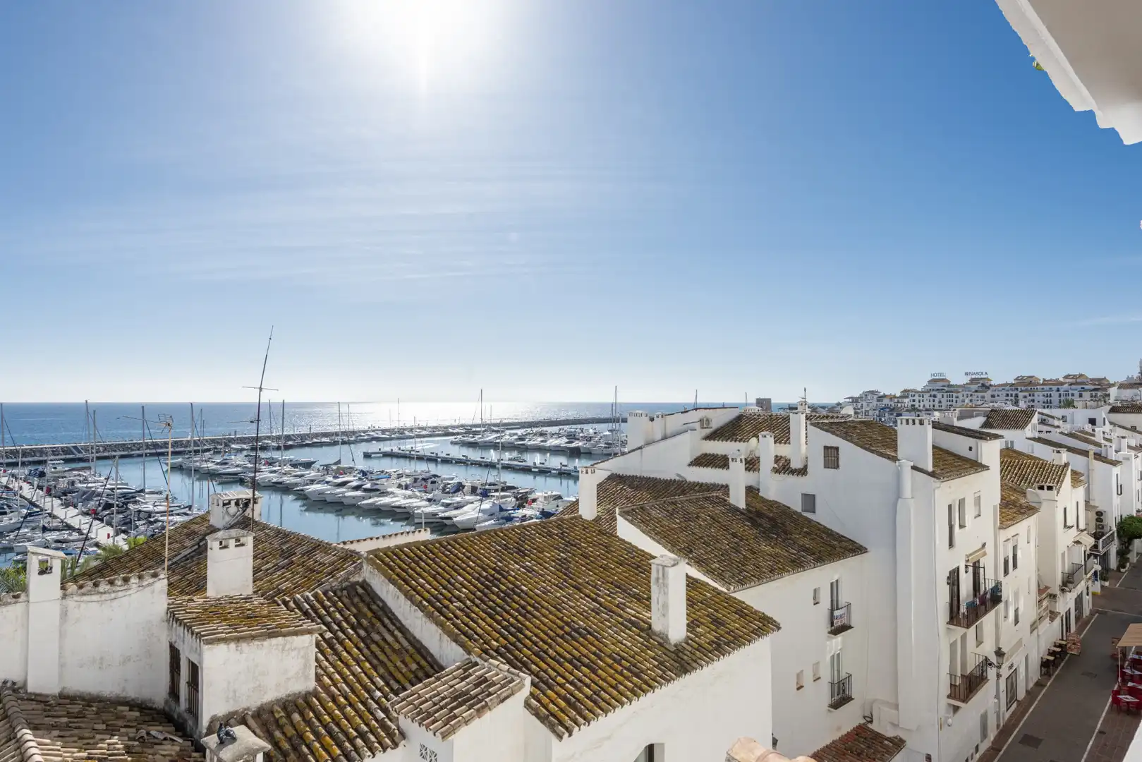 Vista exterior de Apartament en venda en Nueva Andalucía