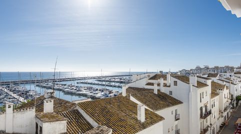 Foto 4 de Apartament en venda a Puerto Banús, Marbella