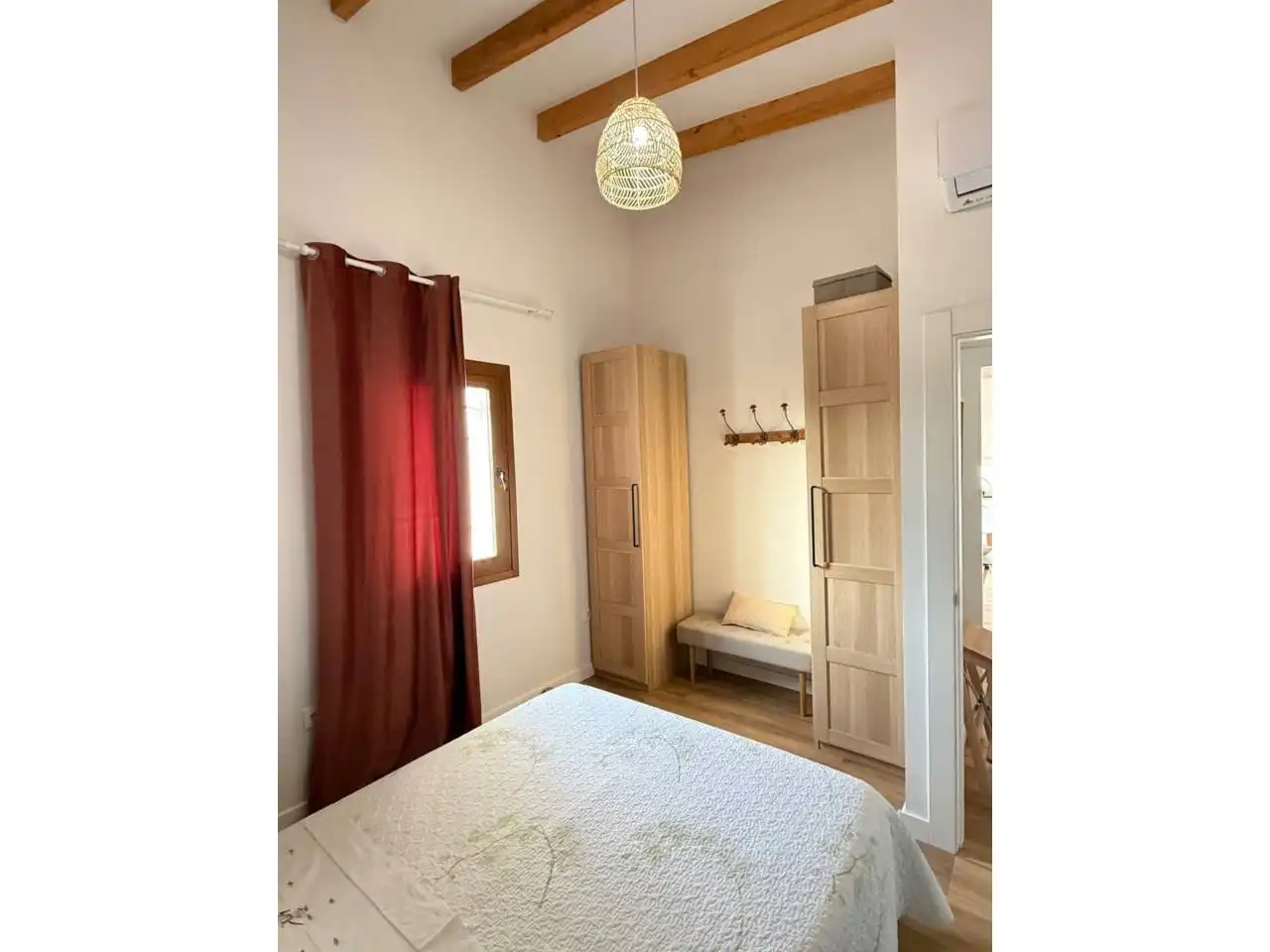 Habitación de Casa adosada de alquiler en Elche / Elx con Aire acondicionado, Terraza y Amueblado