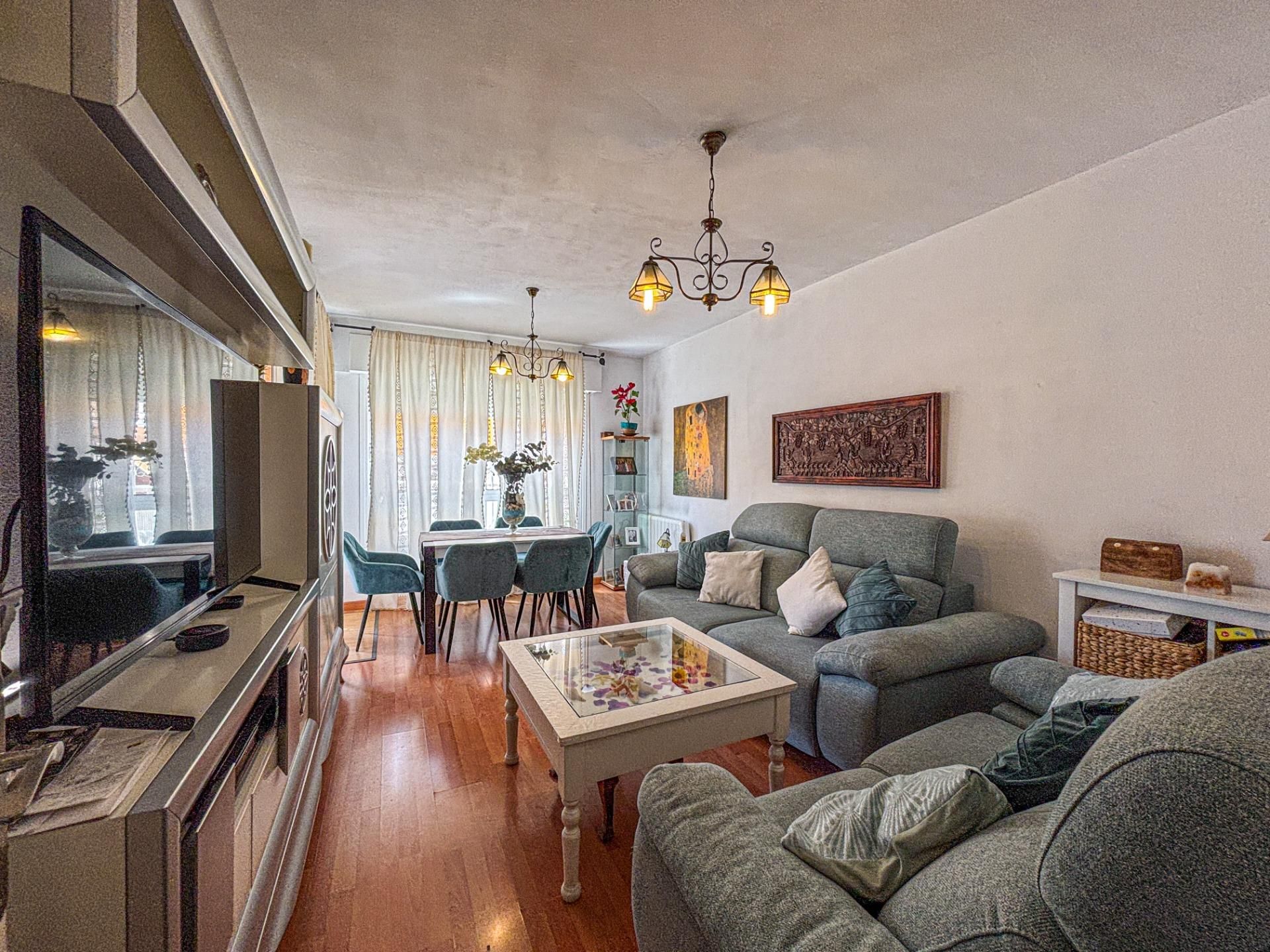 Casa adosada en venda a Calle Logroño, Norte