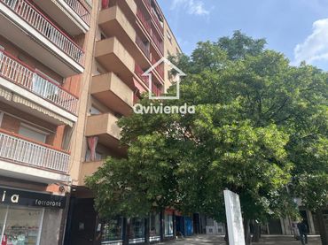 Pis amb ascensor en venda a Serrat i Bonastre