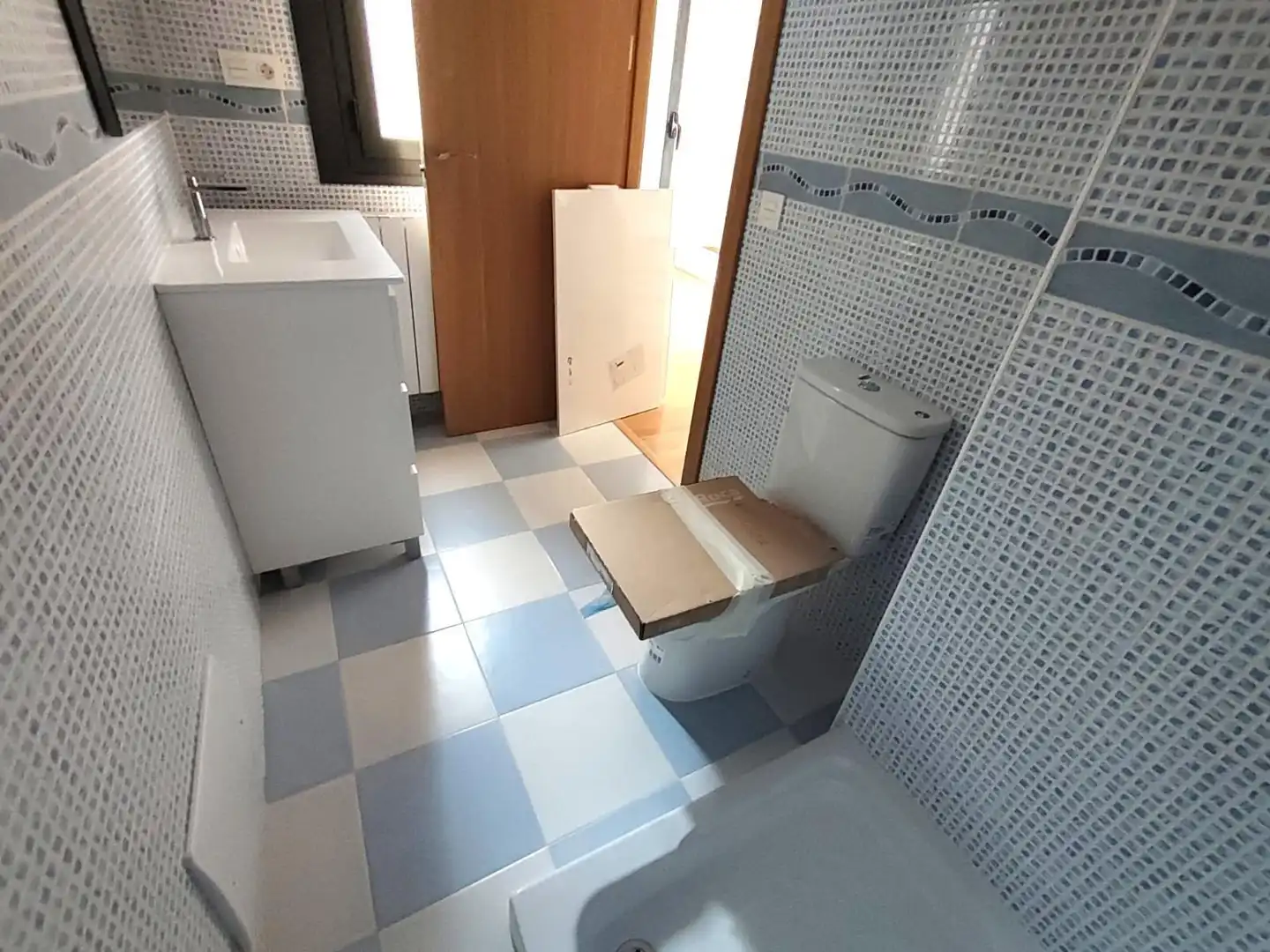 Baño de Dúplex en venta en Villamediana de Iregua con Terraza y Trastero