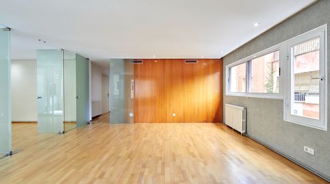 Foto 5 von Wohnung zum Verkauf in Carrer de Pau Alcover, Les Tres Torres, Barcelona Capital