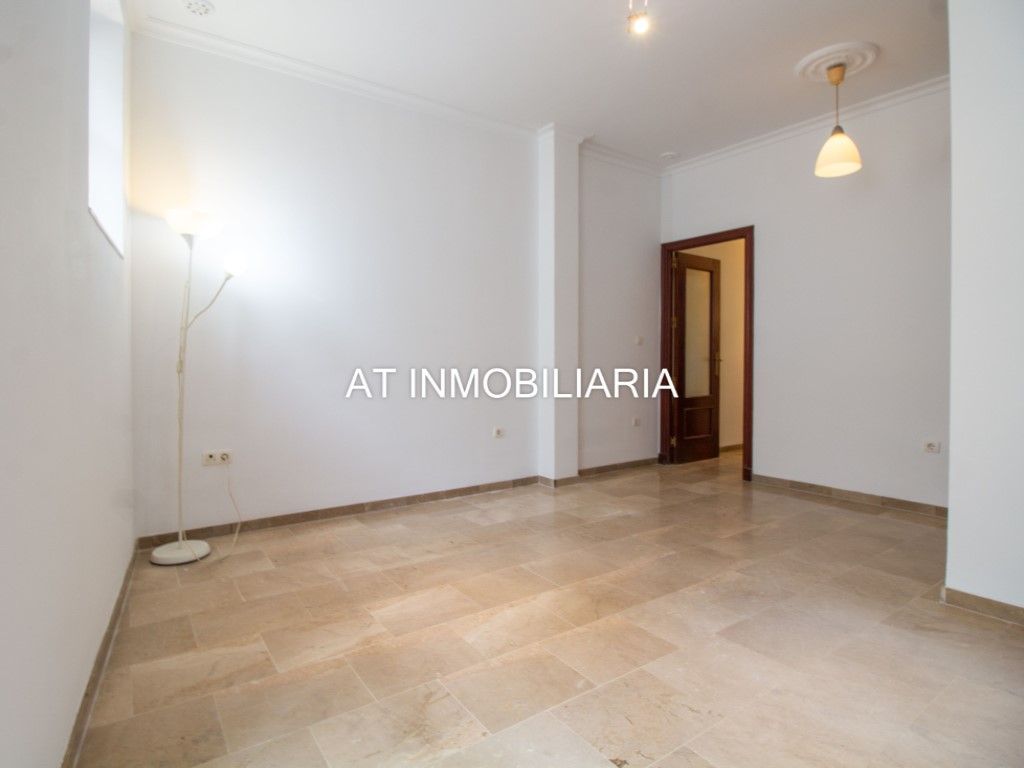 Flat for sale in  Cádiz Capital