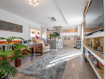 Living room of Attic for sale in  Granada Capital  with Air Conditioner, Heating and Private garden